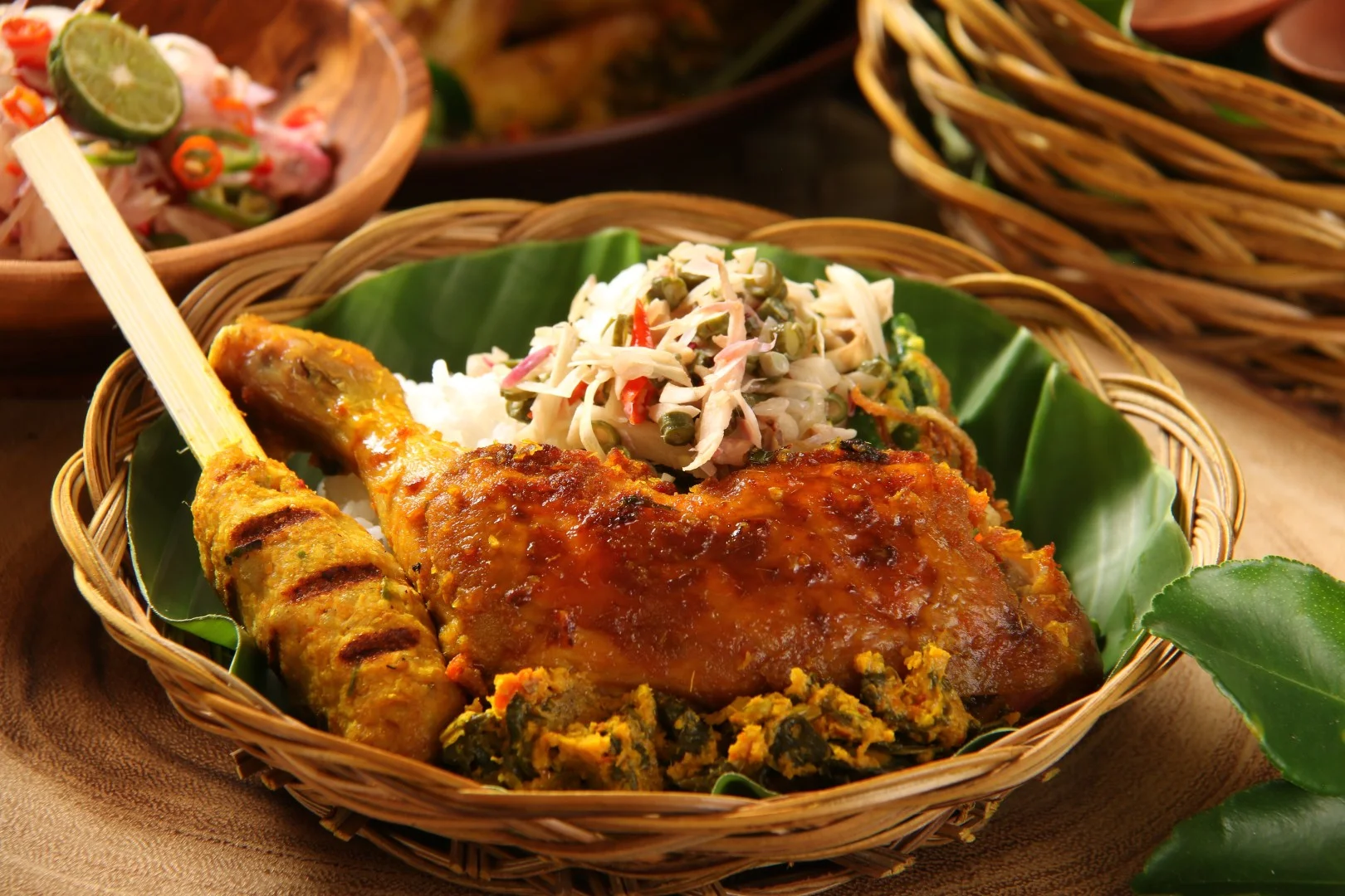 Ayam Betutu, Nasi Campur, hrana na Baliju